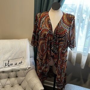 LulaRoe Shirley (kimono)• Medium